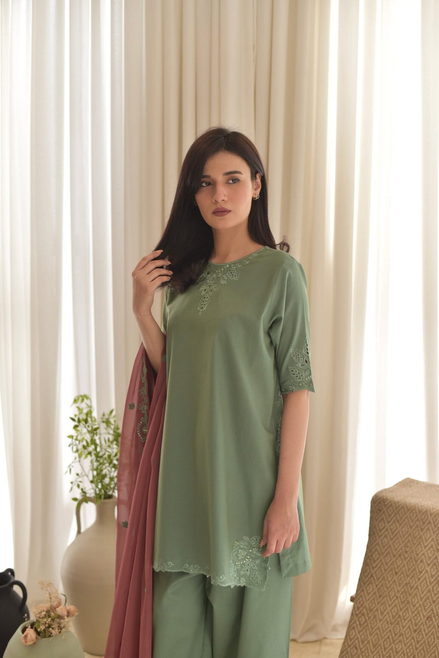 Zola-Farshi-Set-Embroidered-By-RS-Fashion-7-scaled-2.jpg