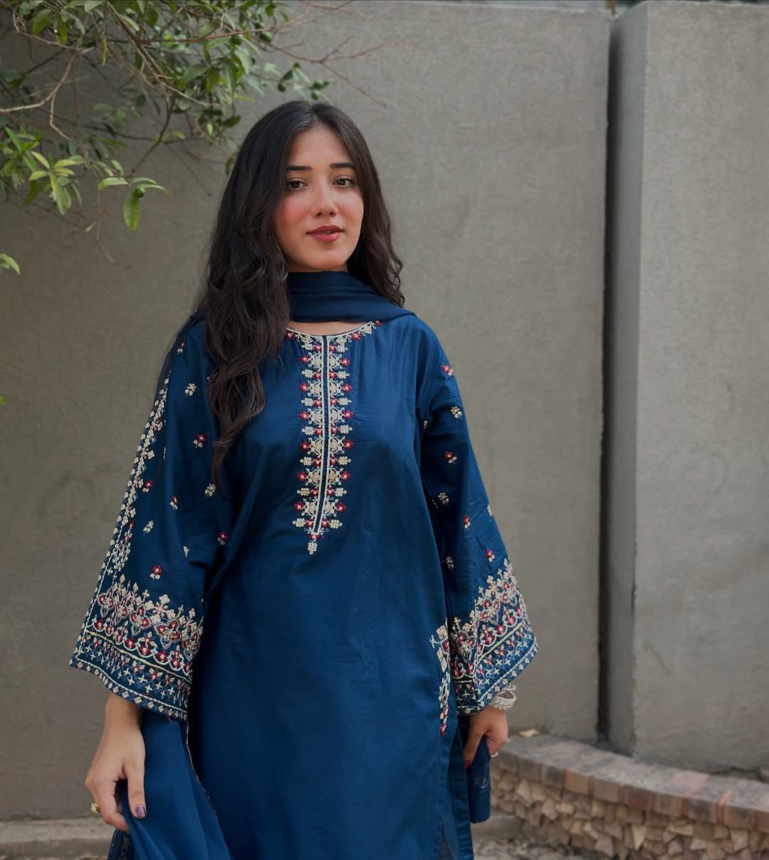 Aadab-Embroidered-3-Piece-–-Gul-e-Bahar-Summer-Collection-BY-RS-Fashion-3-1.jpg