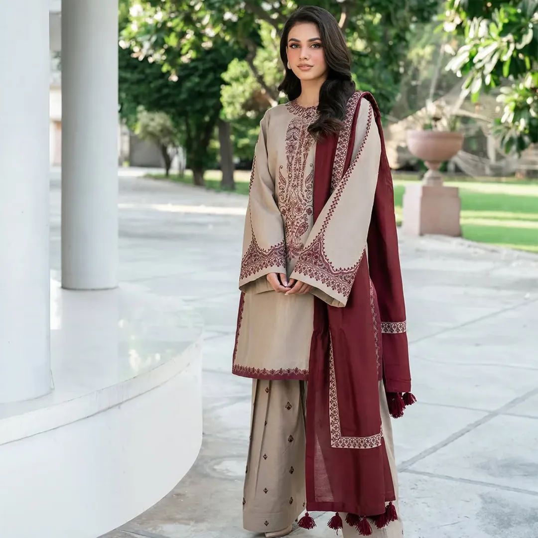 Zara-Embroidered-3-Piece-–-Baroque-Collection-BY-RS-Fashion-1-1.jpg